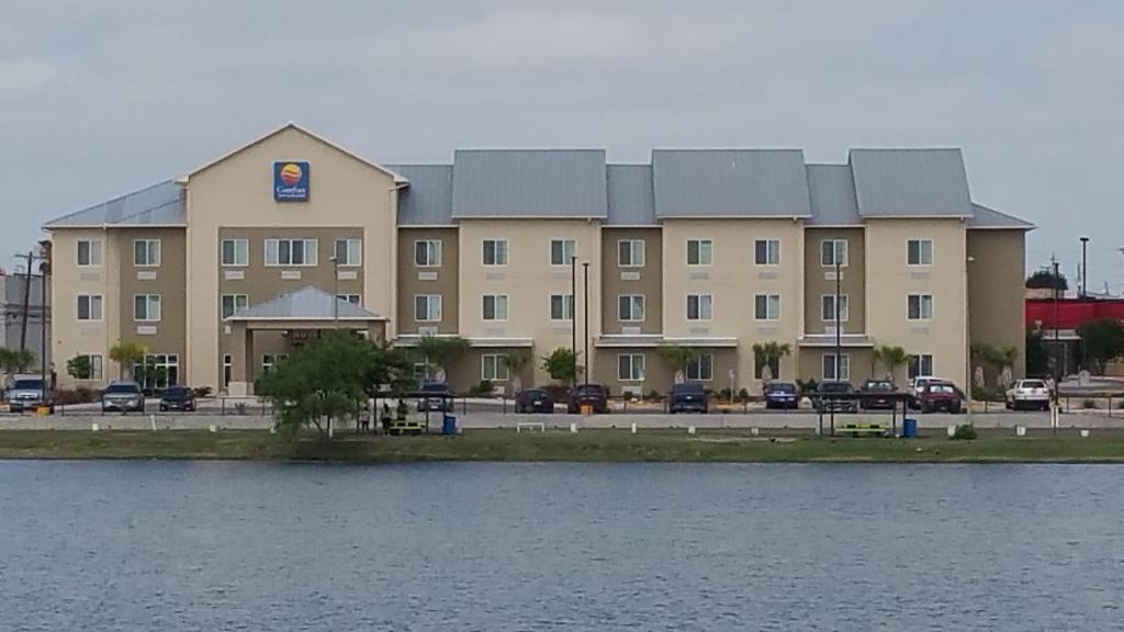 Comfort Inn & Suites Lakeside Eagle Pass Exterior foto